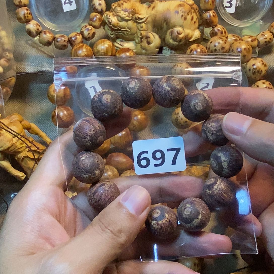 秋***风木黑金花梨公1.8鬼脸无抛光—697