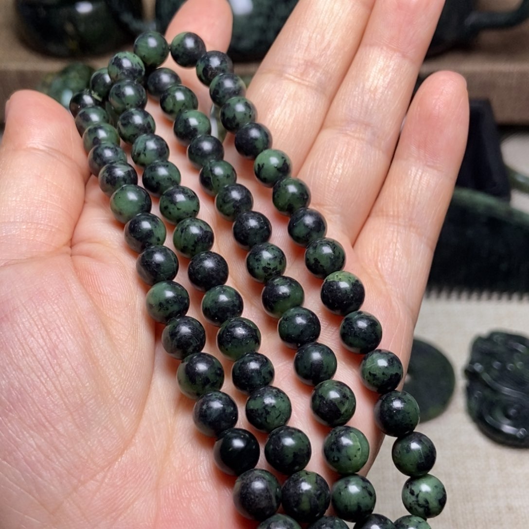 未镶嵌蛇纹石玉手链