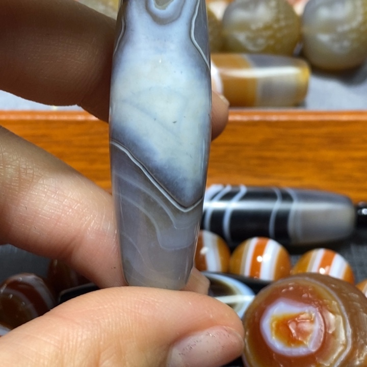 玛瑙/玉髓未镶嵌颈饰