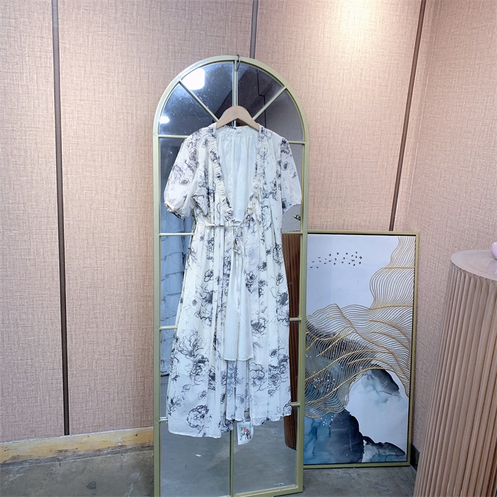 K462米白色孕妇裙子L100-130XL140XXL150