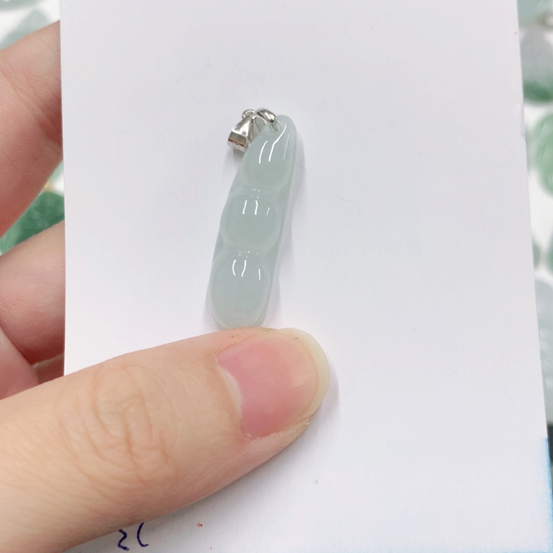 翡翠颈饰未镶嵌1212122212