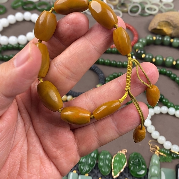 和田玉吊坠(不含链)未镶嵌