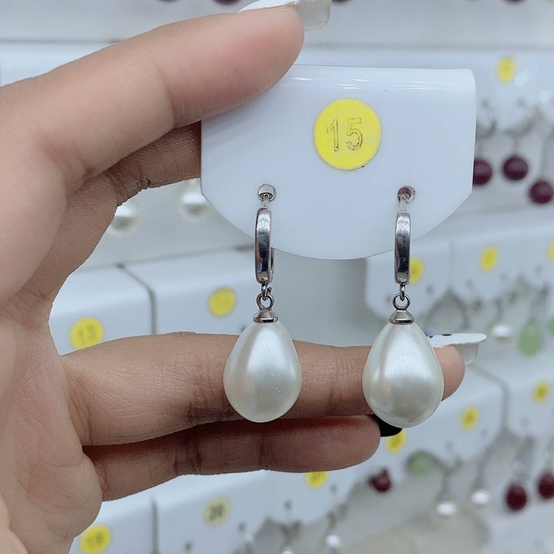 足银大水滴的大小
