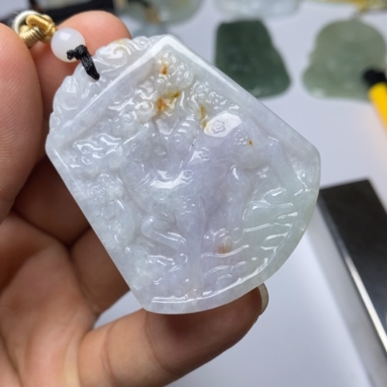 翡翠未镶嵌颈饰翡翠