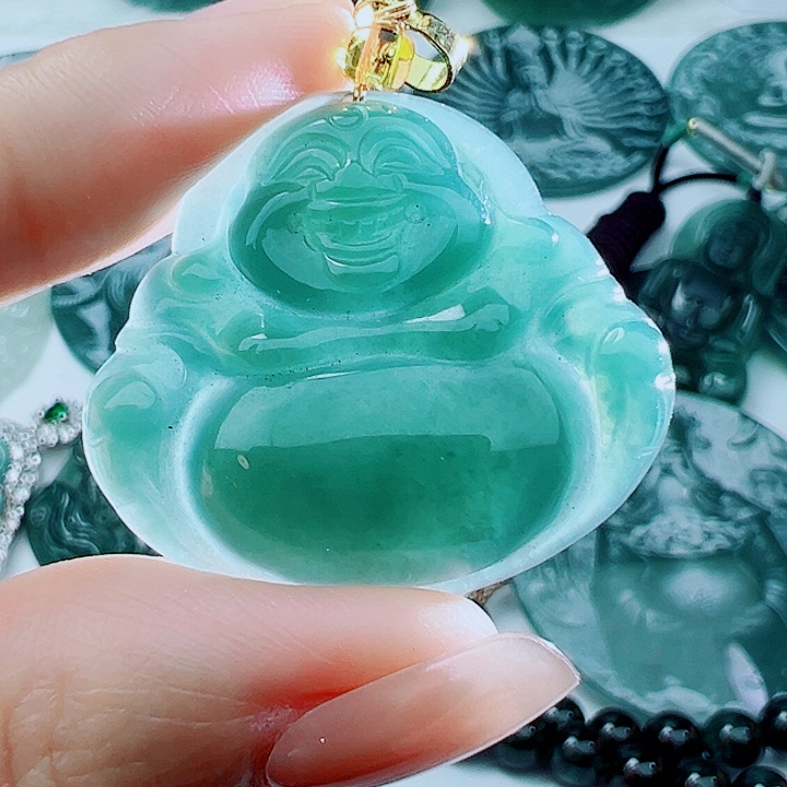 翡翠未镶嵌颈饰多样性发货天然的A货翡翠