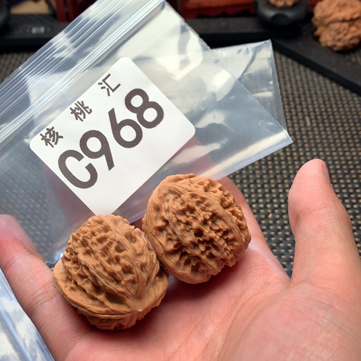 文玩核桃吊坠核老闷