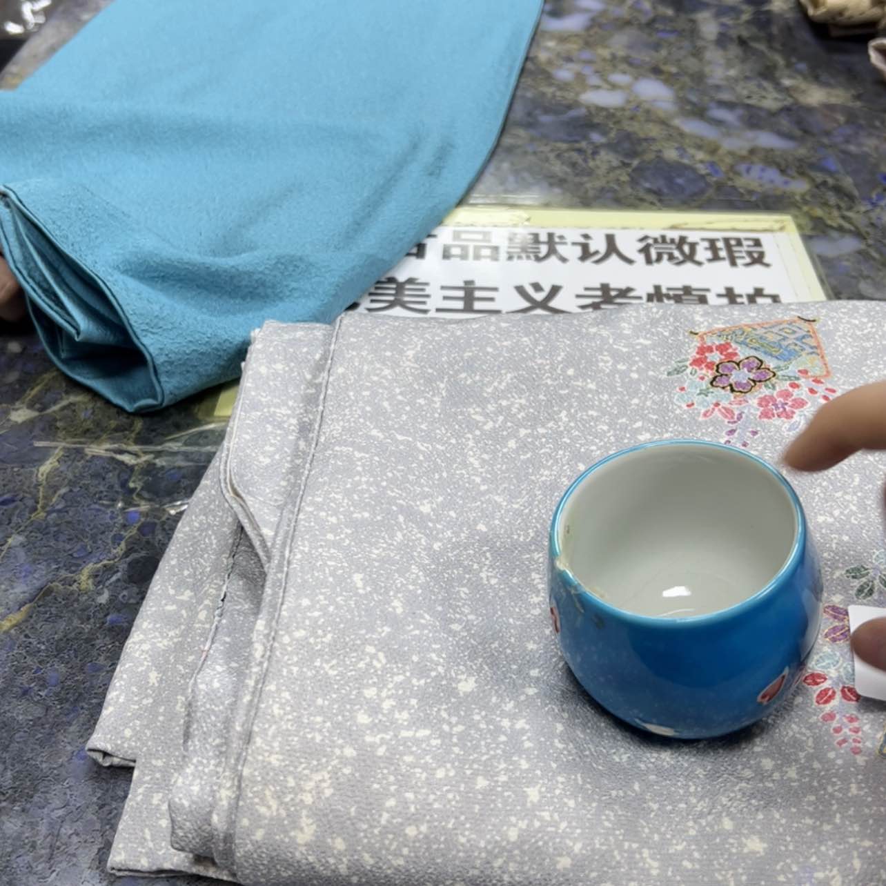 【闪购商品】团****员陶瓷马克杯带盖勺