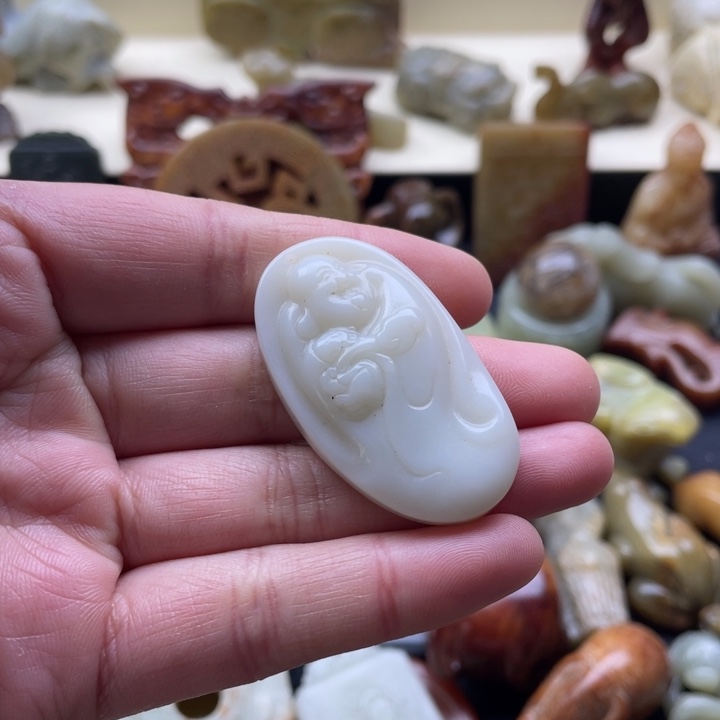 和田玉未镶嵌颈饰17