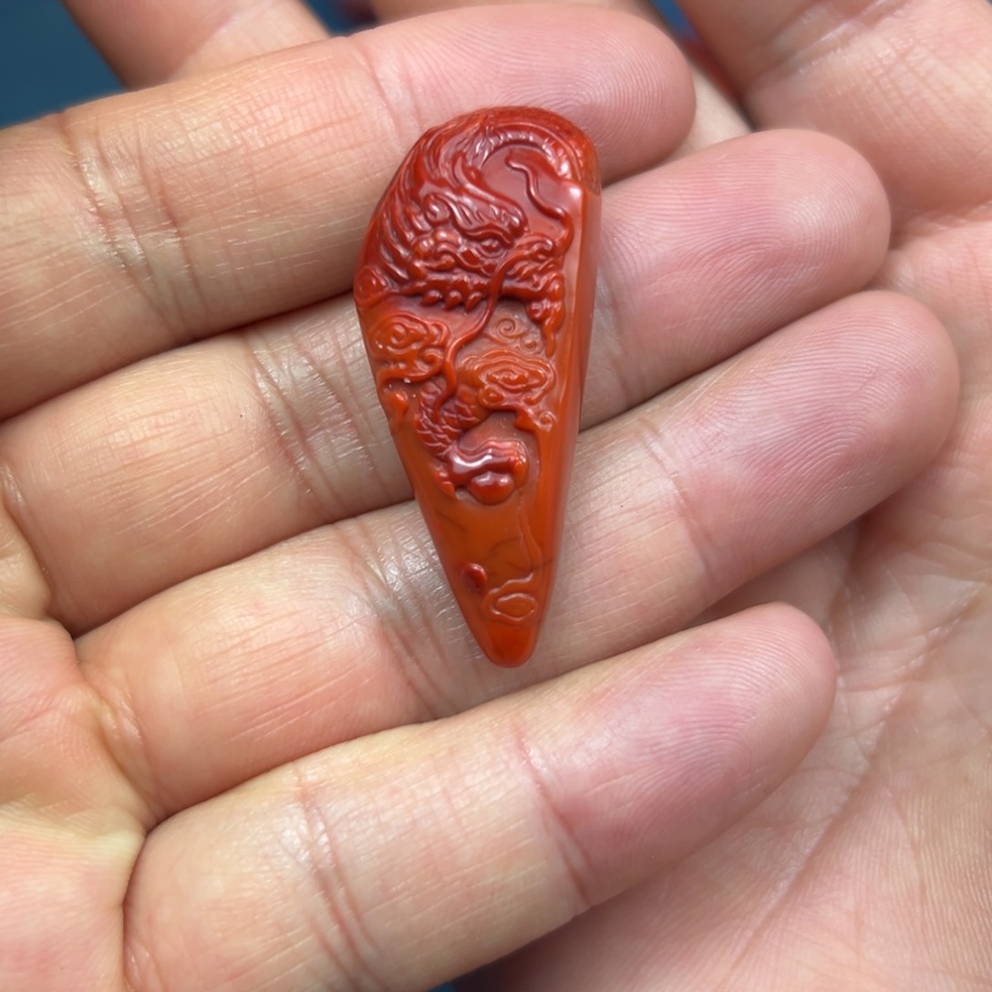 南红玛瑙颈饰未镶嵌