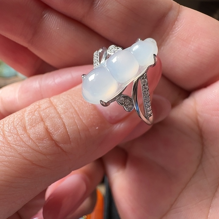 翡翠未镶嵌手镯翡翠260