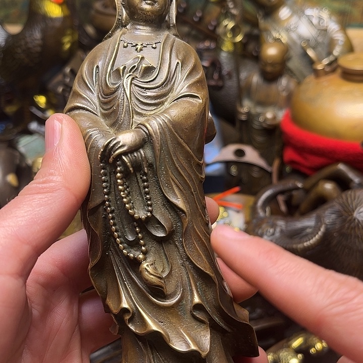 精美铜器批发档口