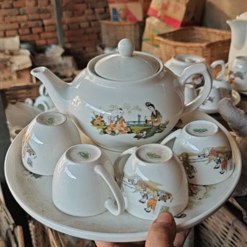 库存微瑕三娘教子多孔茶壶一套容量800毫升