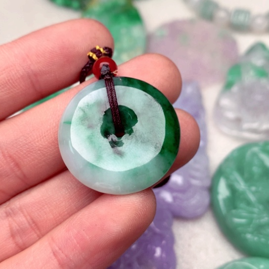 翡翠吊坠(不含链)未镶嵌