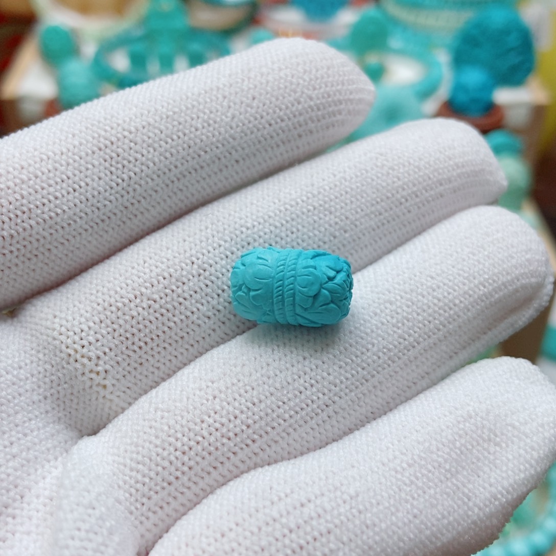 绿松石未镶嵌双头牡丹