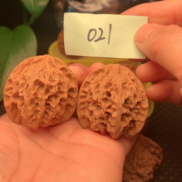 【闪购商品】把件文玩核桃39.5苹果园021