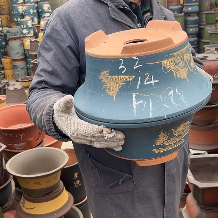 紫砂紫砂花盆和小