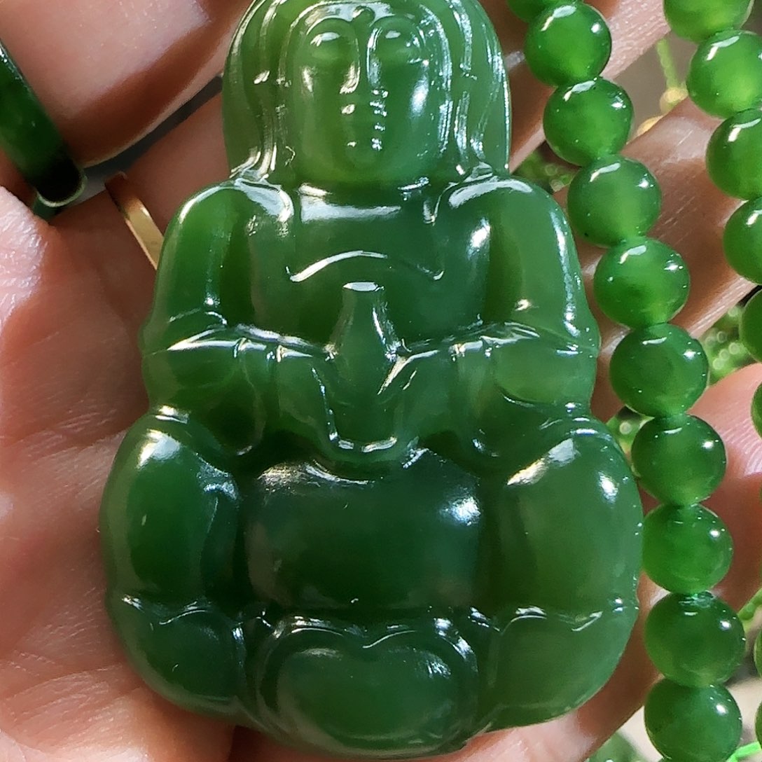 和田玉（碧玉）颈饰未镶嵌