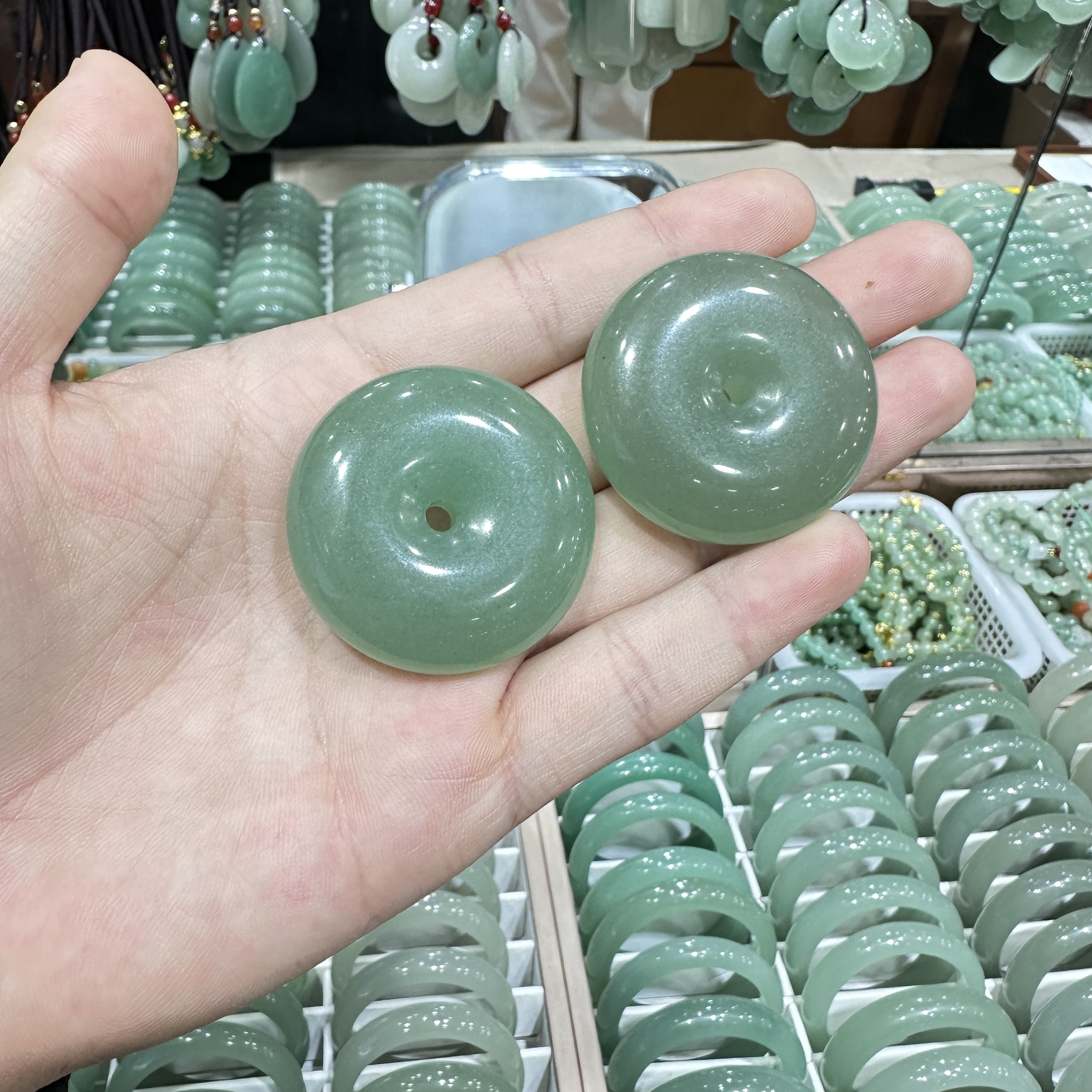 《黛喜珠宝》东陵玉40平安扣吊坠多样性发其一