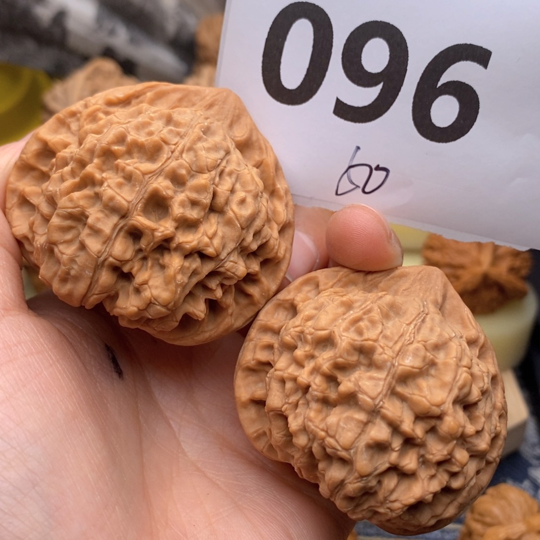 文玩核桃把件096号50官帽