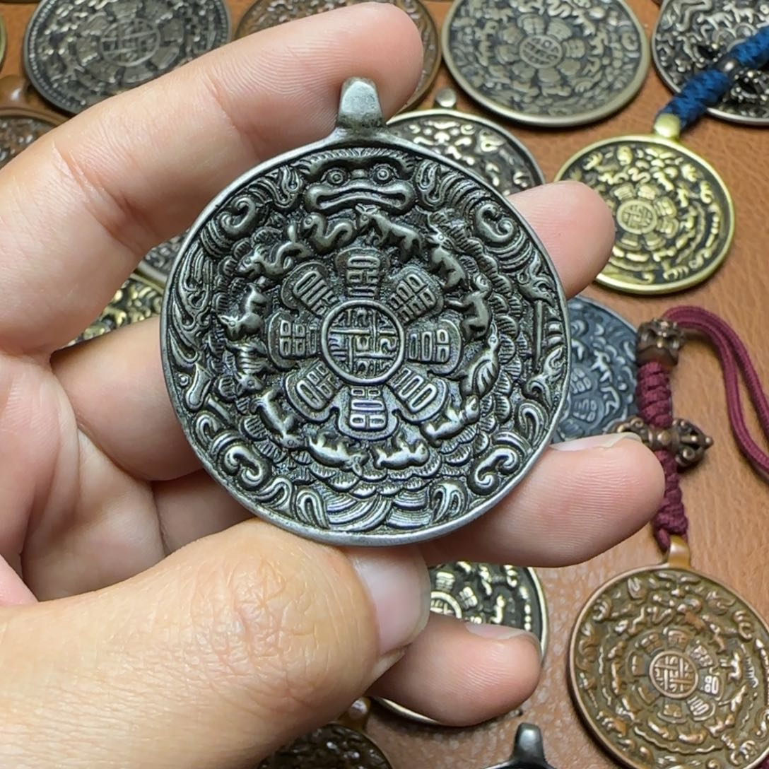 未***央泥塑精品小元素品相