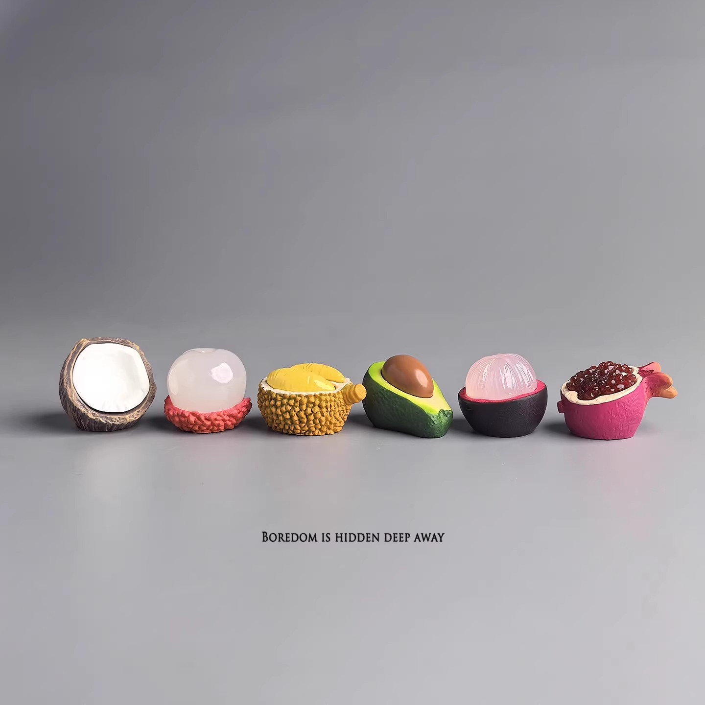 无聊了,摆几个拨开水果治愈心情仿真小摆件电脑日式工位办公桌面