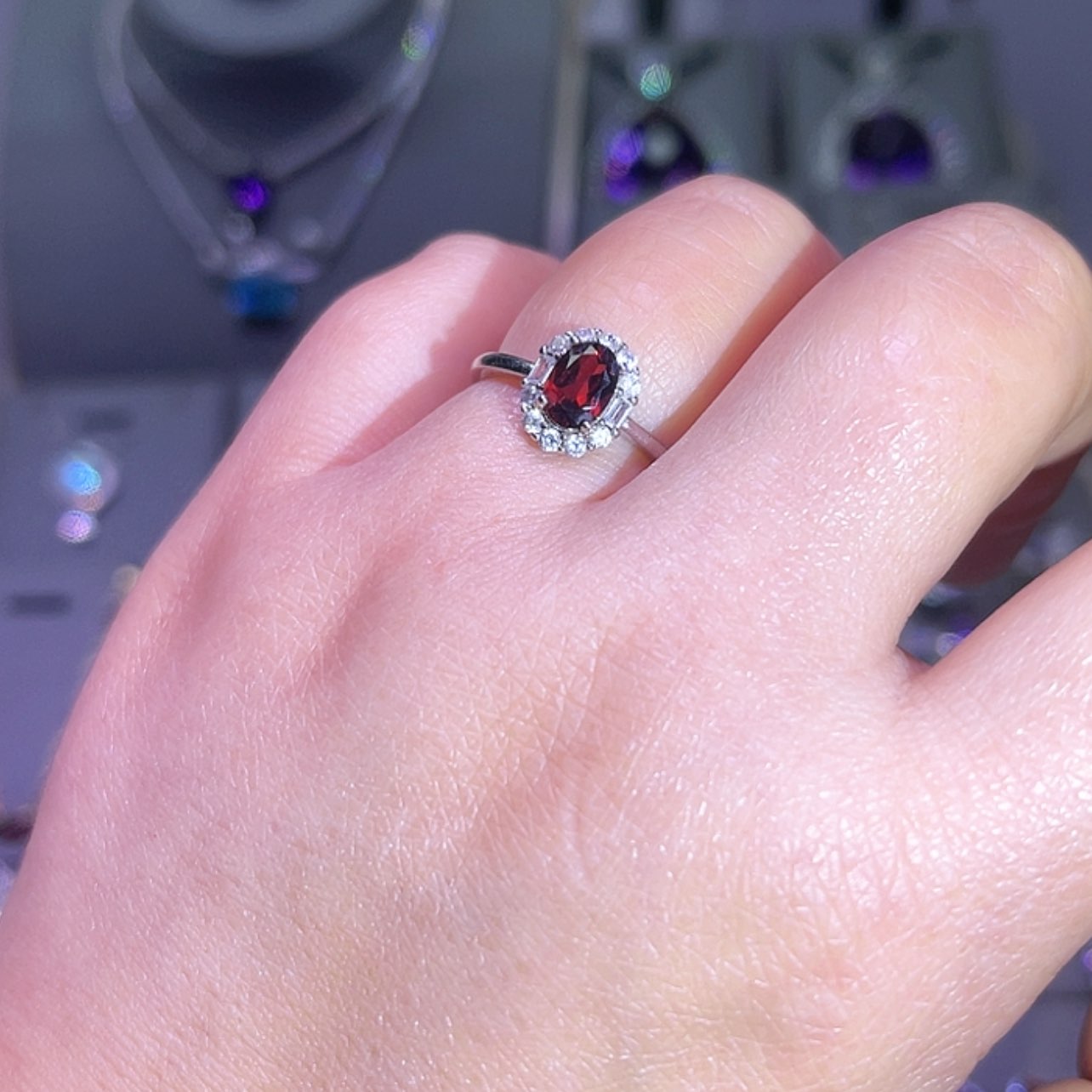 【闪购商品】石榴石戒指银S925镶嵌