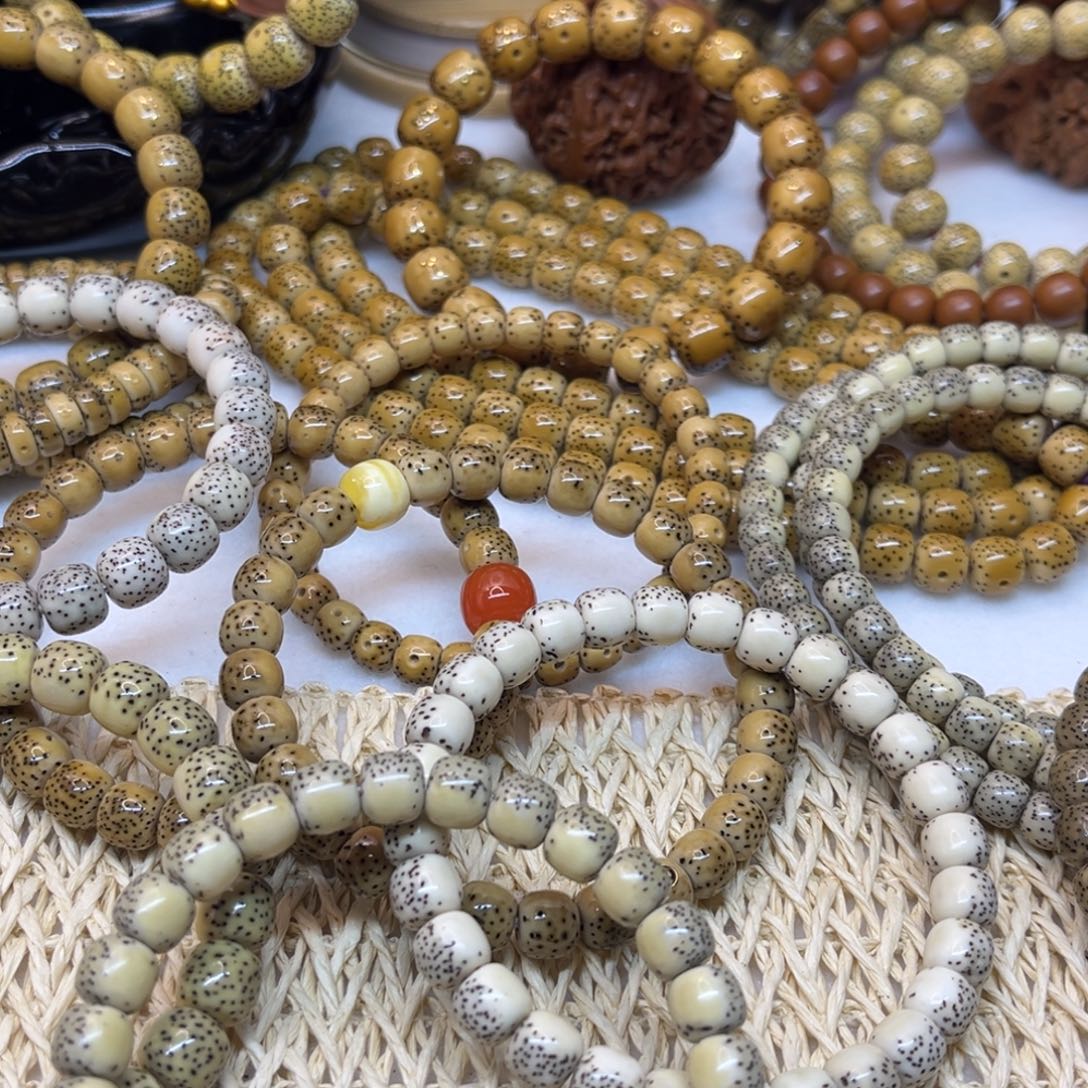 星月菩提手串原生态石玉料