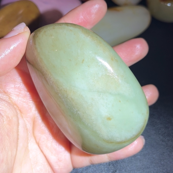 和田玉未镶嵌珠宝奇石