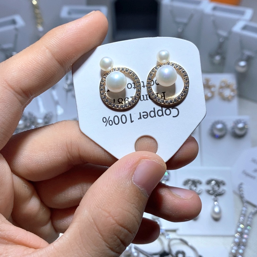 未镶嵌淡水珍珠耳饰