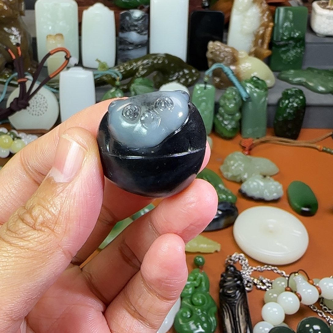 和田玉颈饰未镶嵌会**蛙