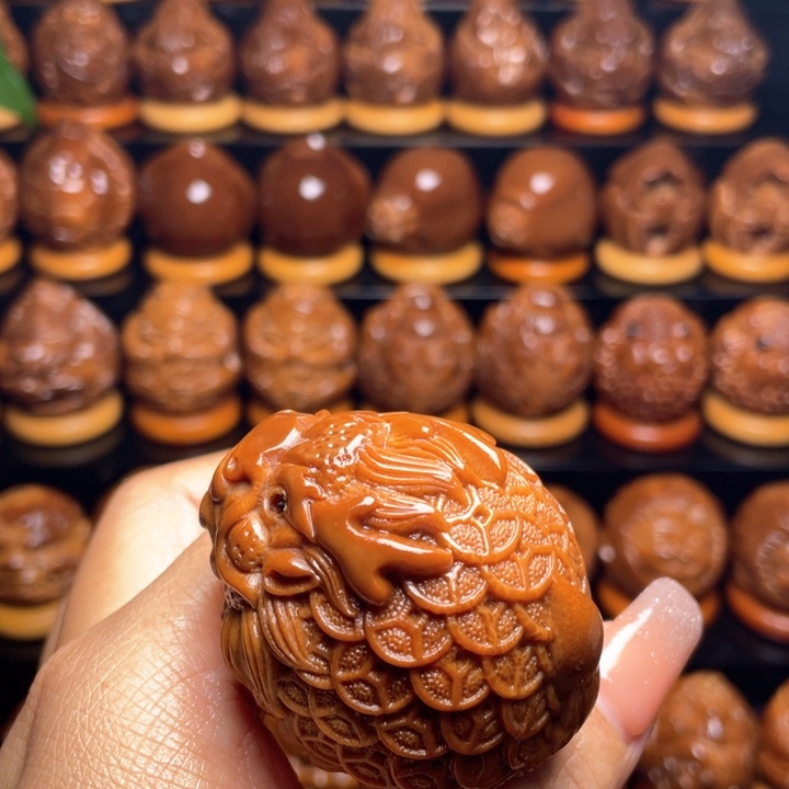 橄榄核把件正*量橄榄雕刻