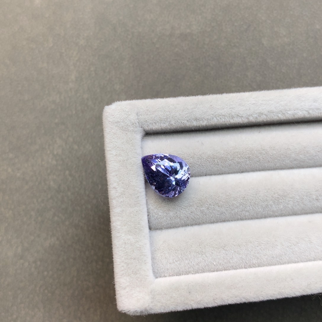 坦桑石裸石未镶嵌天然坦桑石裸石2.46ct
