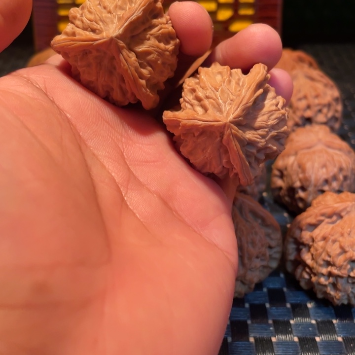 吊坠文玩核桃盘山三愣