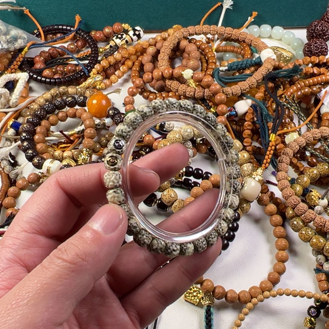 星月菩提吊坠。。。。。。。。。。。