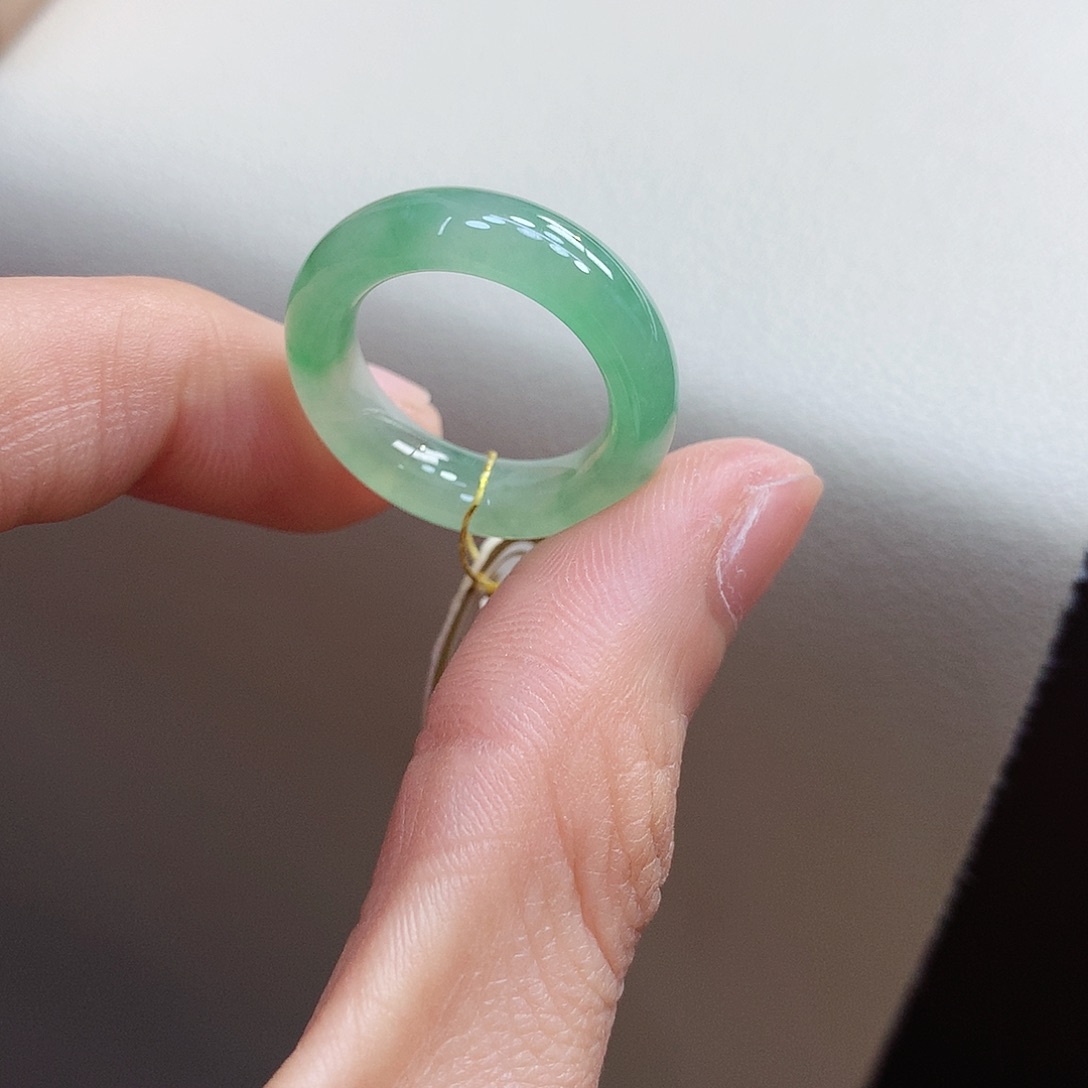 翡翠戒指未镶嵌11号