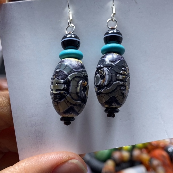 上***）玛瑙/玉髓未镶嵌颈饰