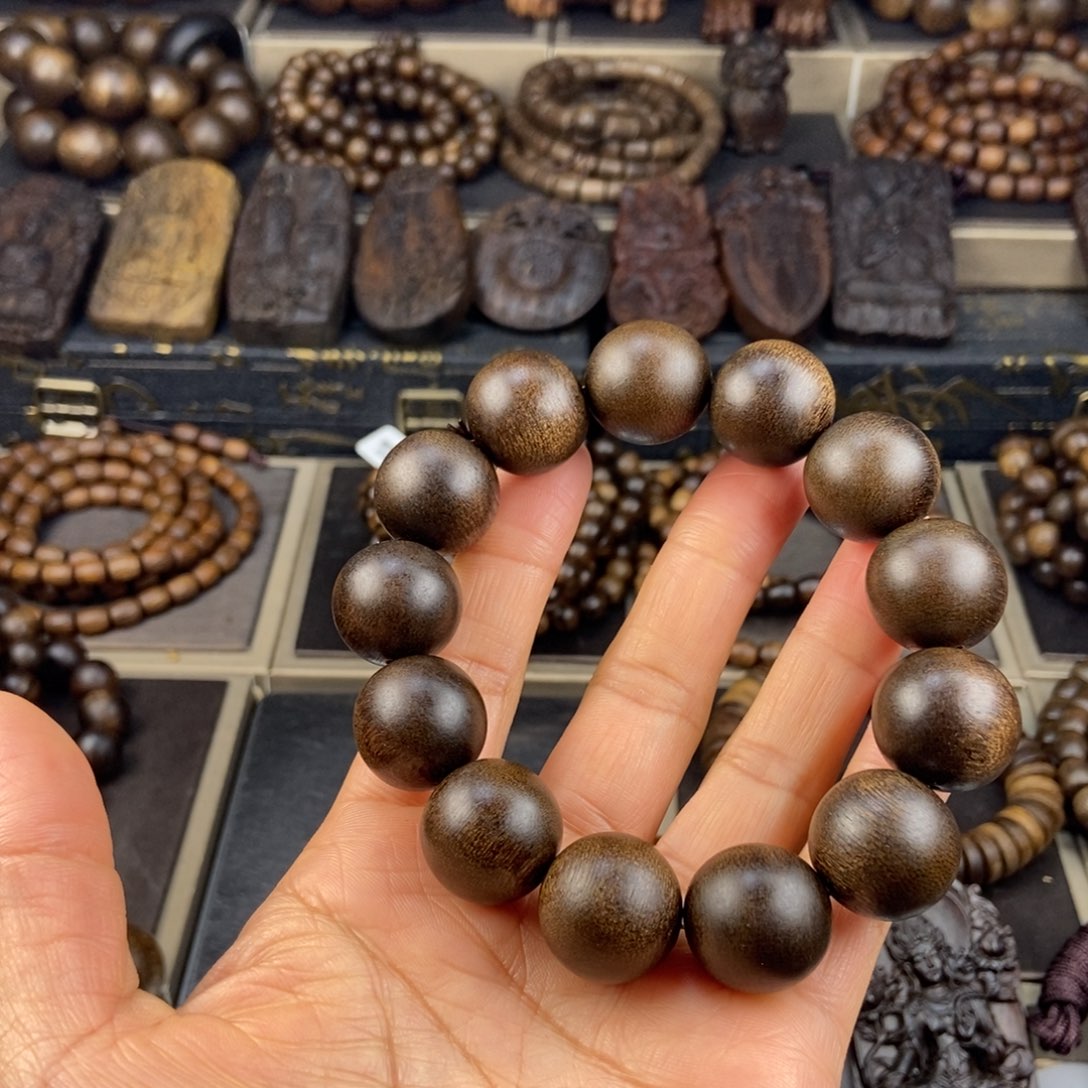 沉香手串何*生越南芽庄白棋