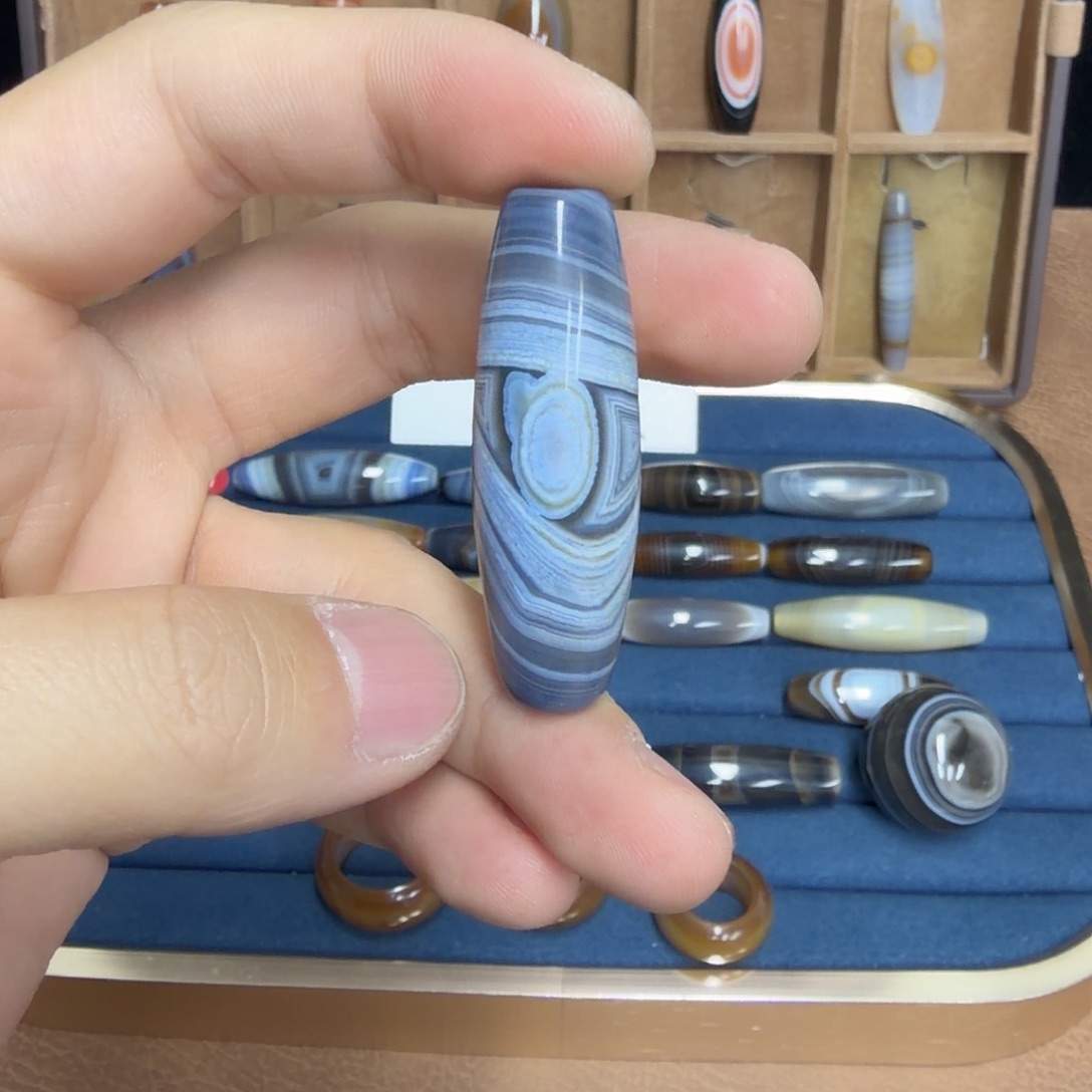 路***甲玛瑙/玉髓合金颈饰