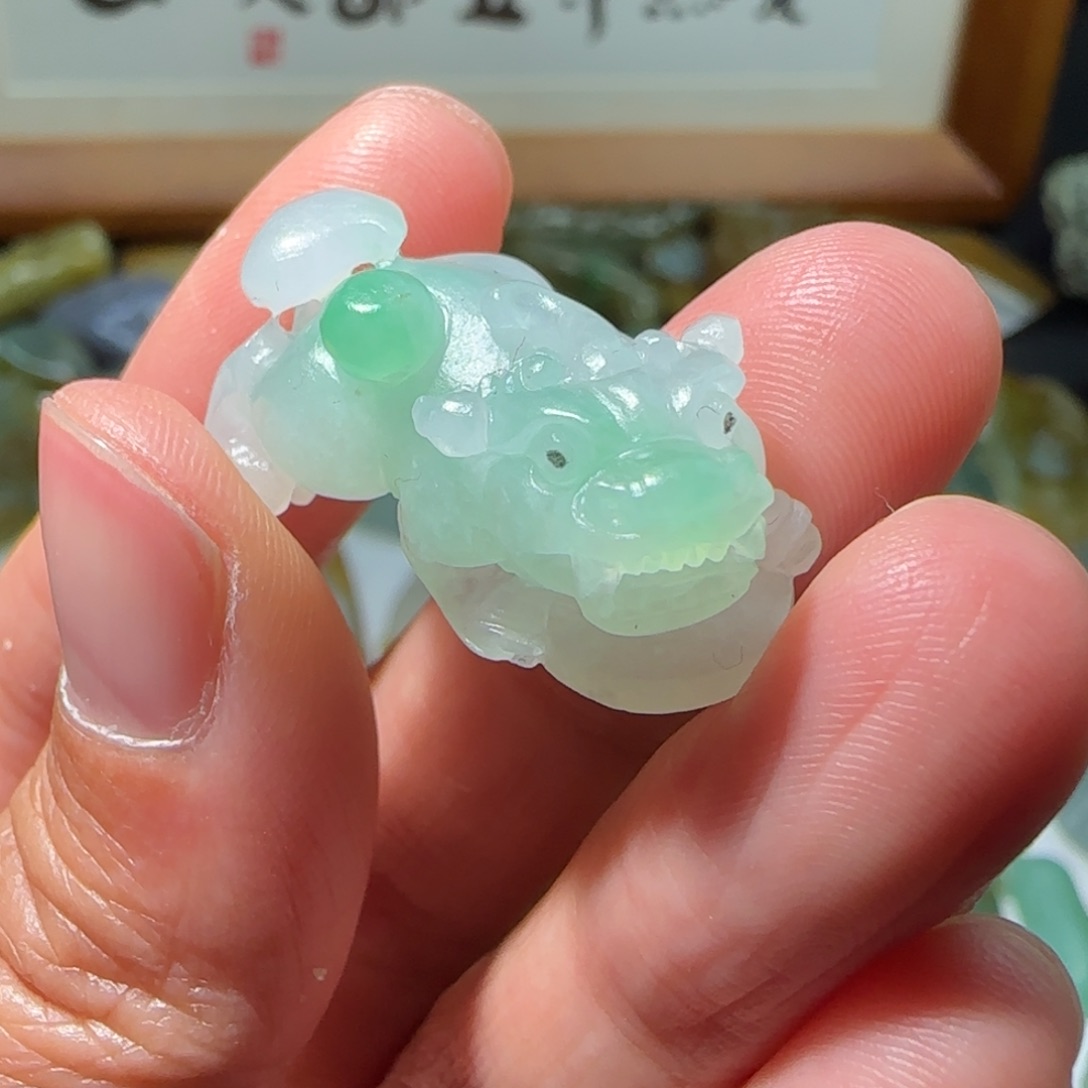 定制翡翠未镶嵌缅甸翡翠