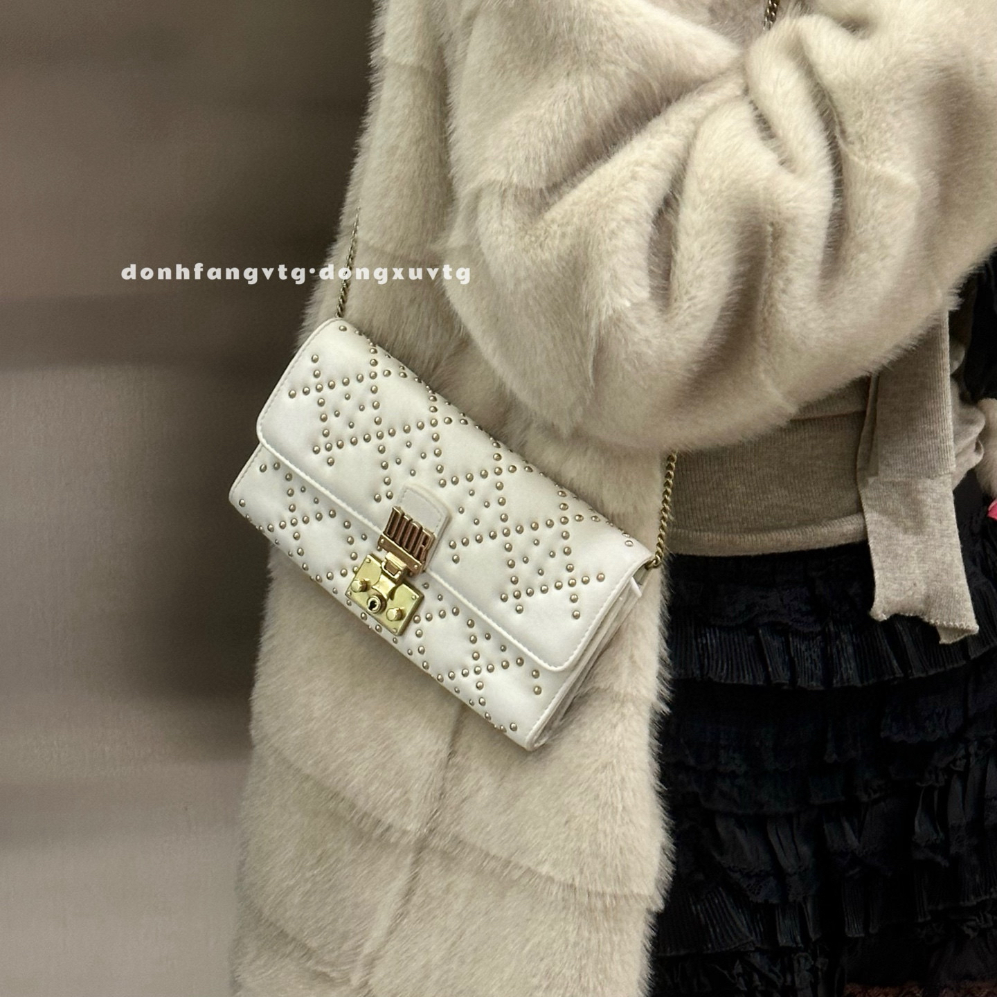 95新 DIOR/迪奥 dior 白金铆钉woc斜挎包K