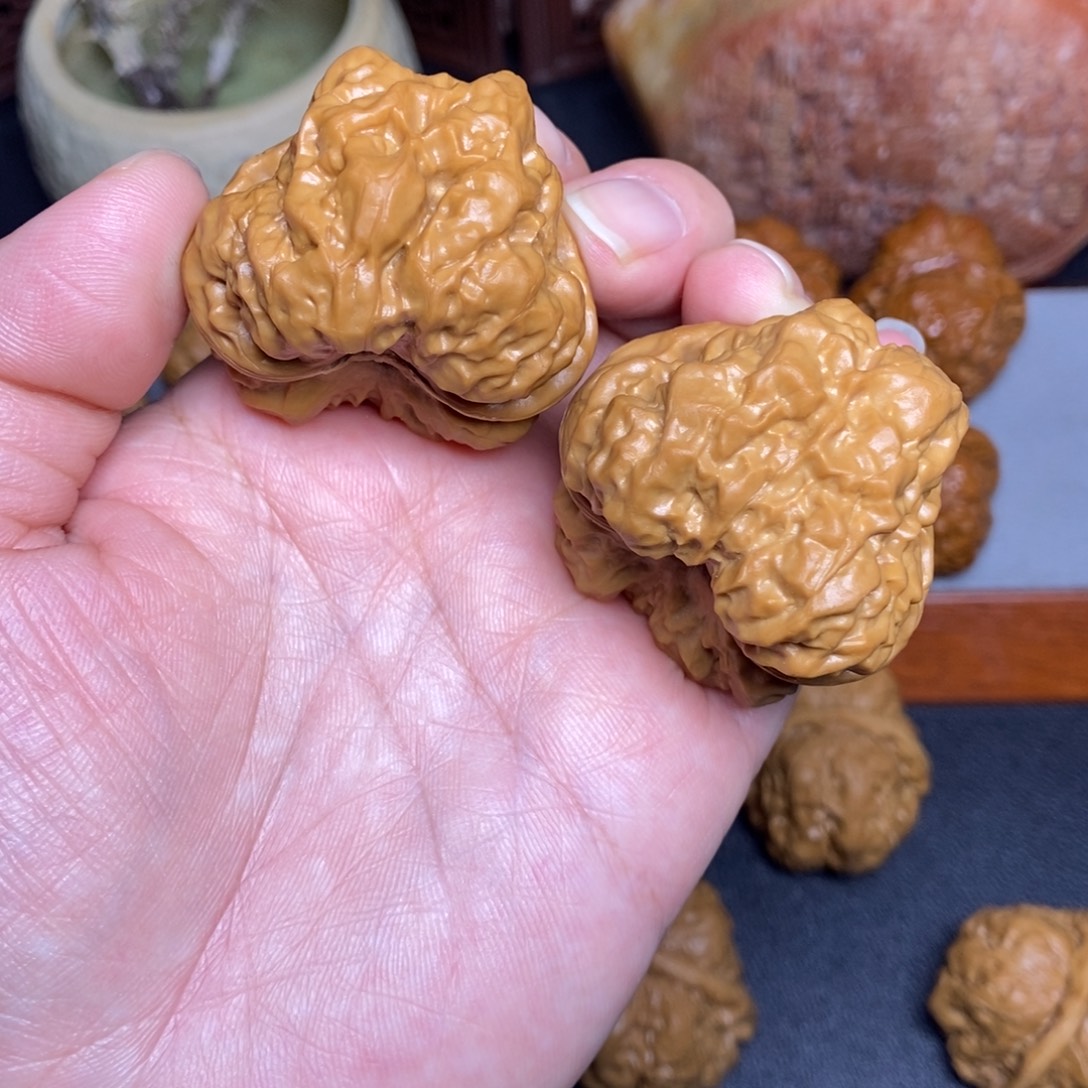 文玩核桃把件42.5，45蛙