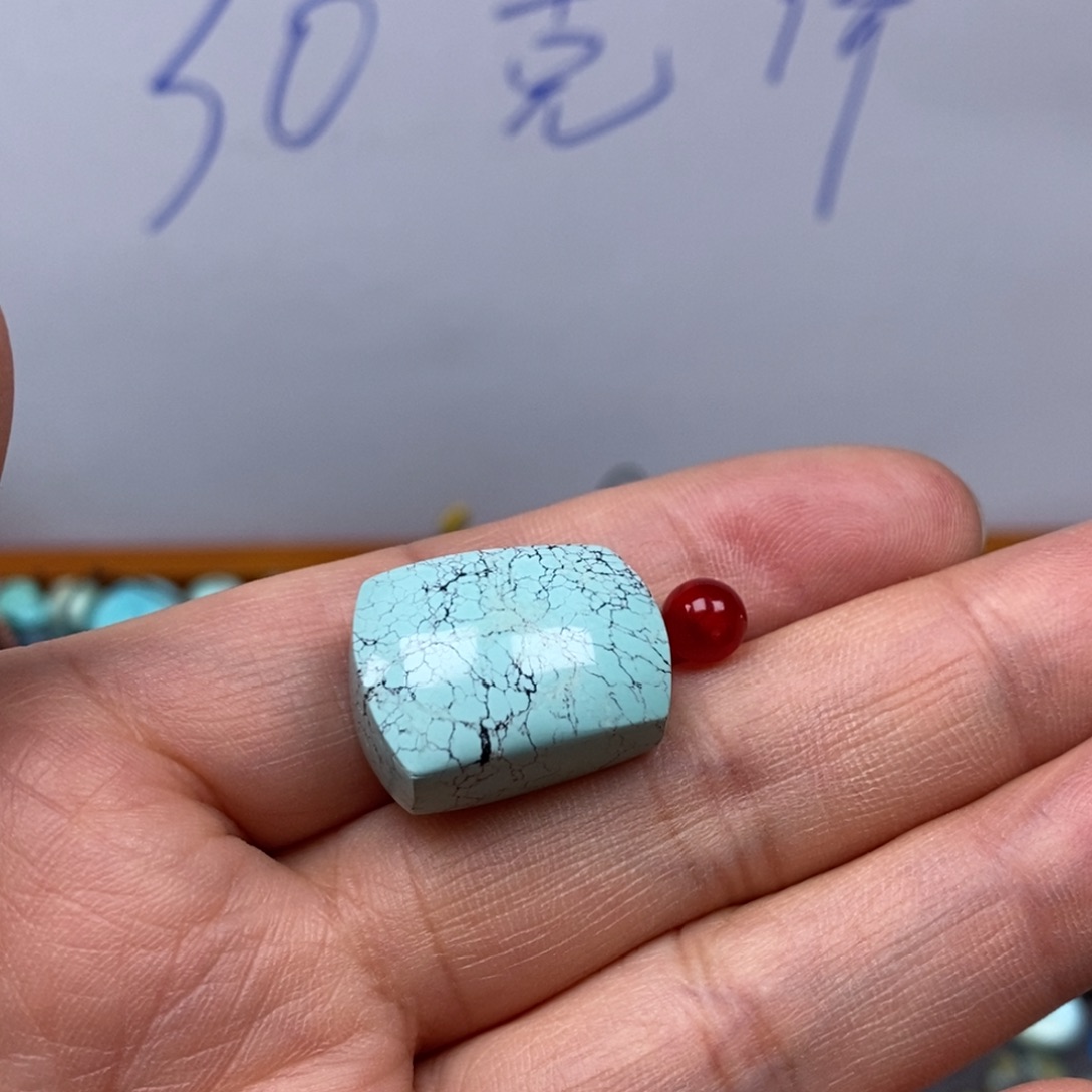 润***少南红玛瑙未镶嵌珠宝奇石2件180