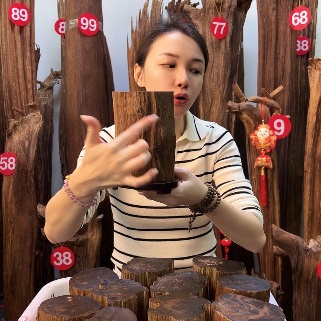 沉香碎屑沉香天然沉香原材料高品质