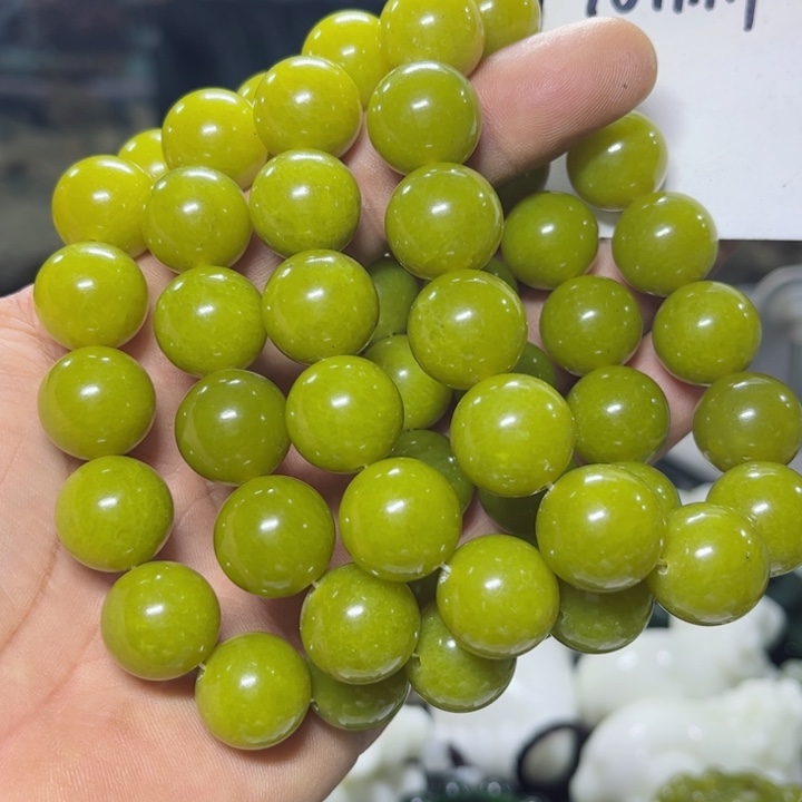 蛇纹石玉项链未镶嵌