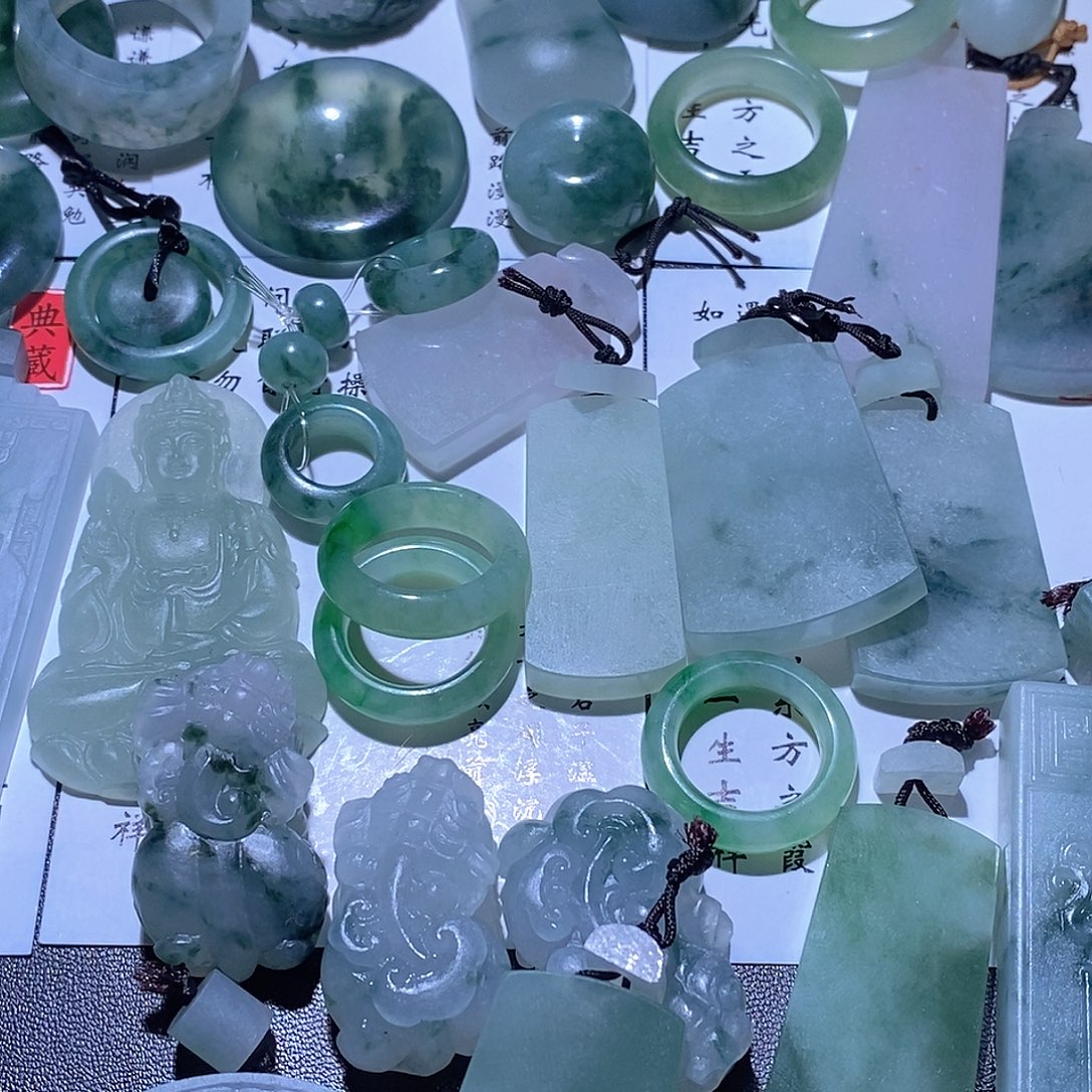 追***北定制翡翠未镶嵌发发发