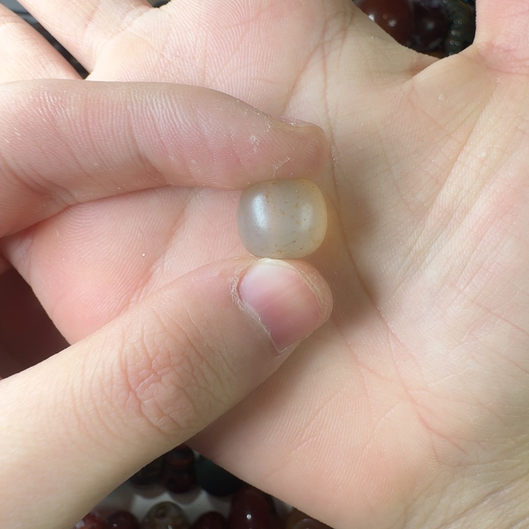 玛瑙/玉髓未镶嵌纯天然玛瑙珠子