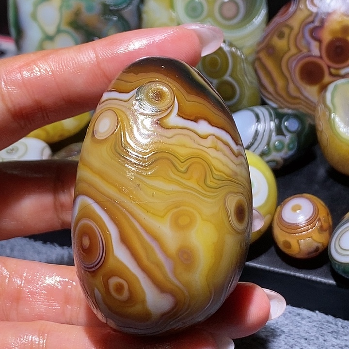 玛瑙/玉髓未镶嵌珠宝奇石122