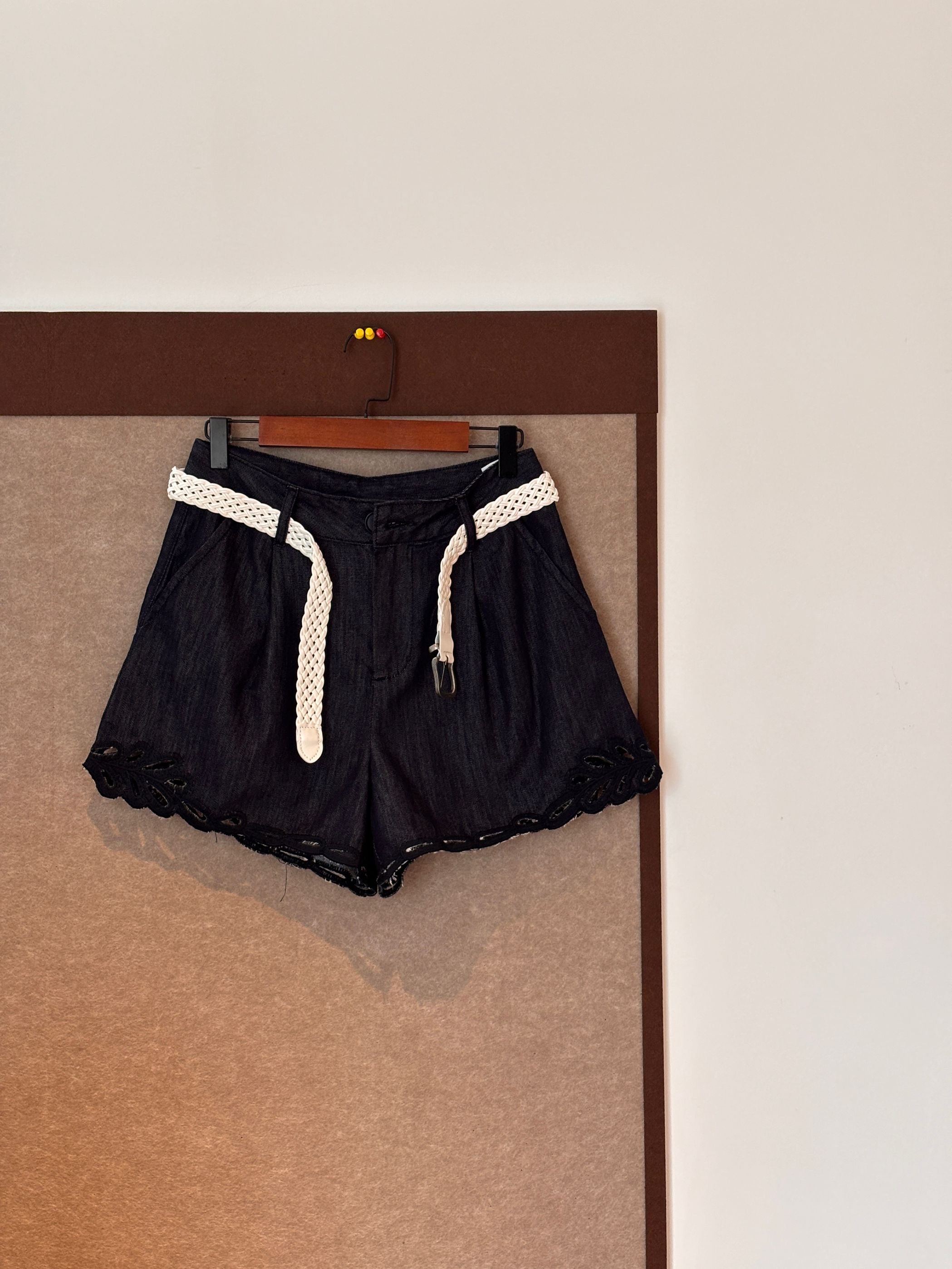 “自洽且平静”夏季新款重工花边牛仔短裤-F-Y211