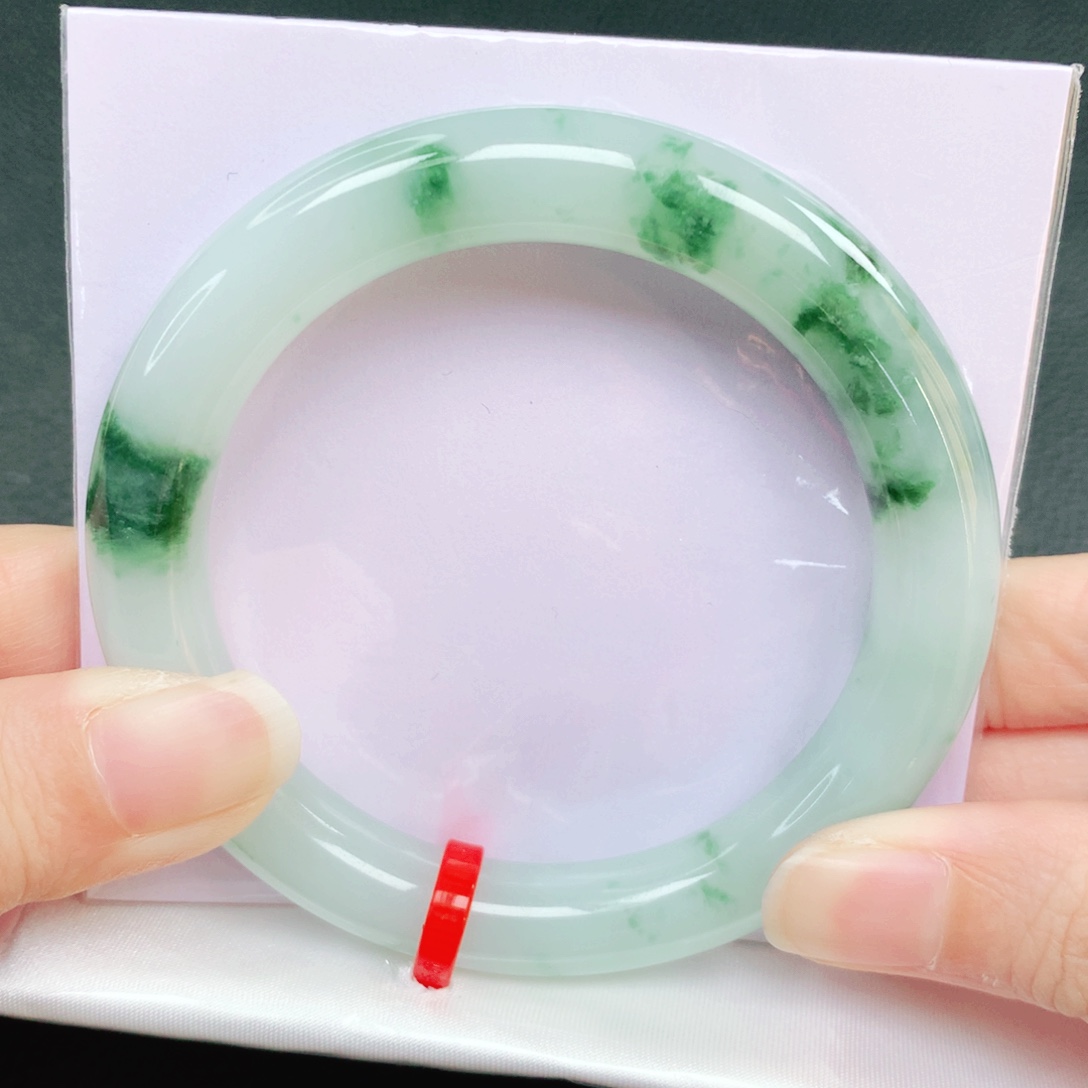 翡翠未镶嵌手镯56圈