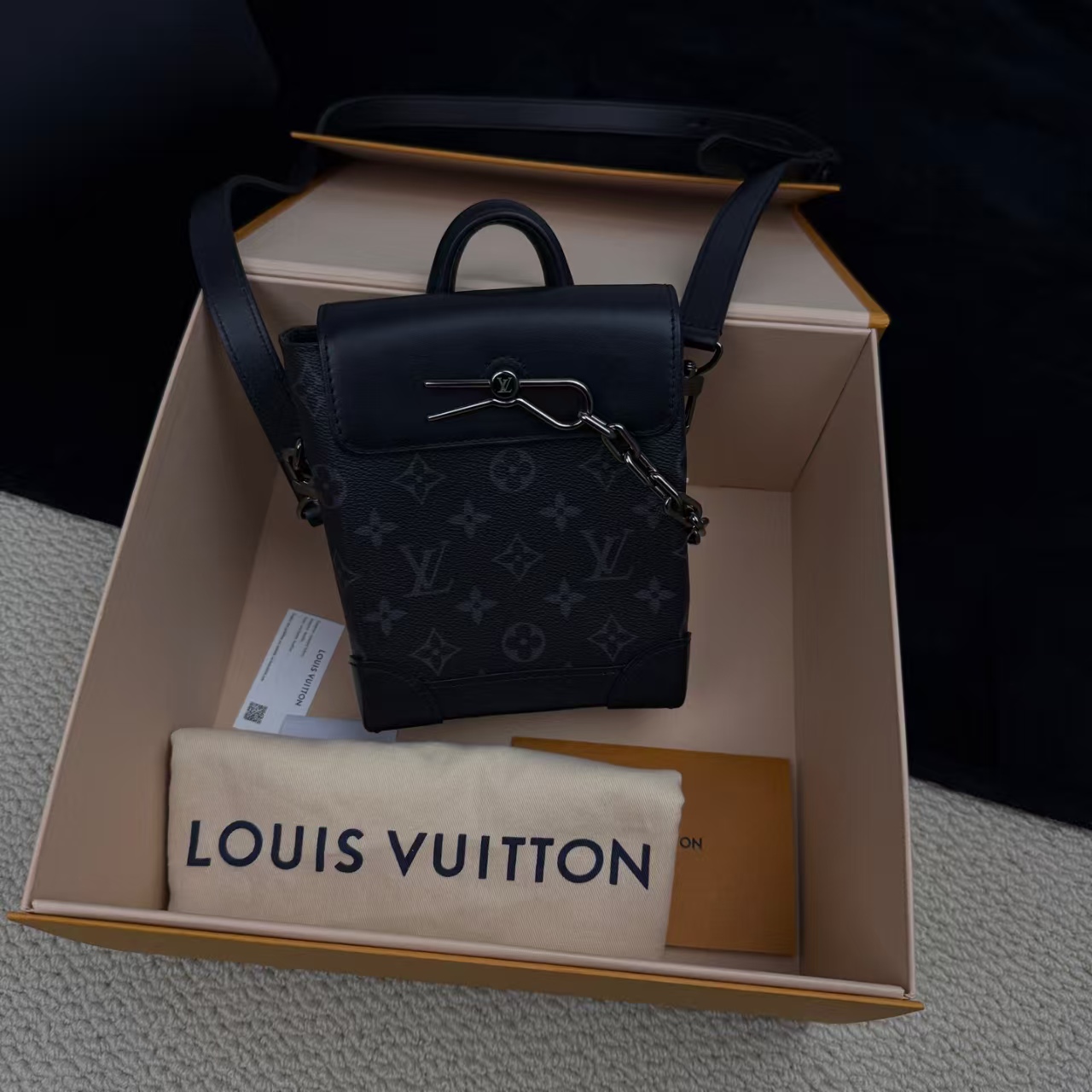 99新 LouisVuitton/路易威登 【十六专属】Z98/黑老花盒子单肩包/FB